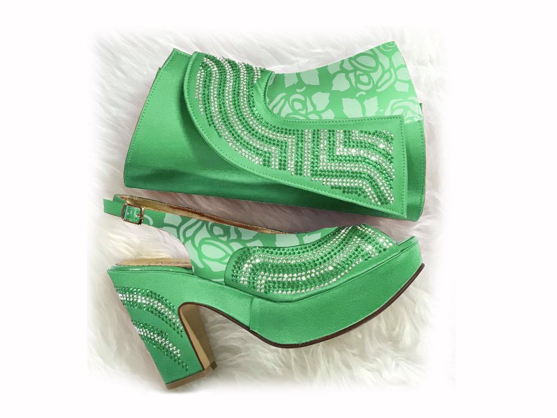 mint green - 100 flower web